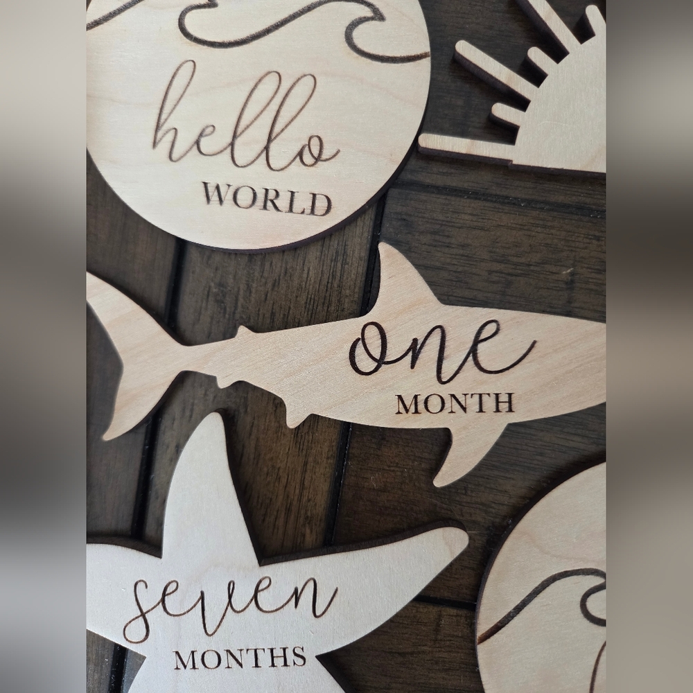 Wooden Milestone Discs for Baby Photos - Picture 4 of 5